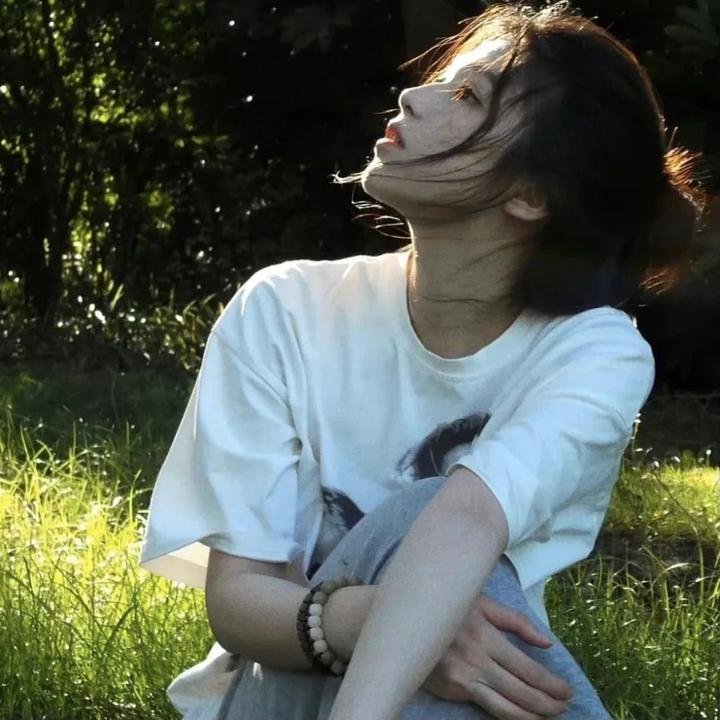 小镇里的国界线